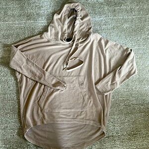 Tahari super soft hoodie sz small.   Worn once!